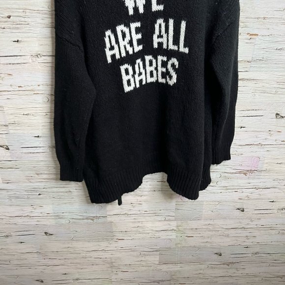 Brunette the label we are all babes black white knit cardigan medium - Picture 4 of 5
